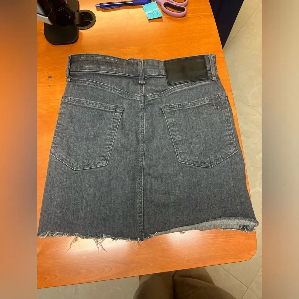 Rag & Bone Grey Denim Mini Skirt Size 25 — Classic Casual‎ Staple
